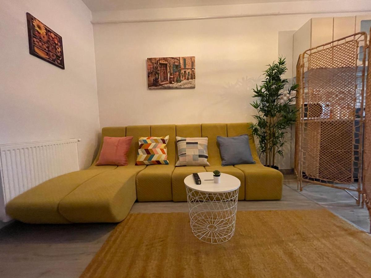 Apartment Near Palas Mall Jassy Zewnętrze zdjęcie